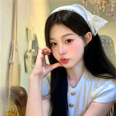 黄阿丽：小眼镜蛇